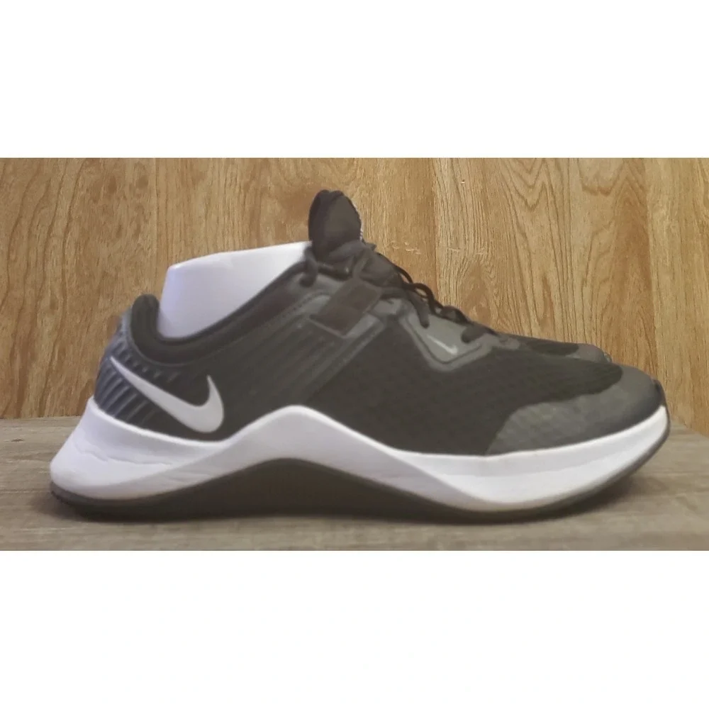 Nike MC Trainer Running Shoes Women's Size 9 Black